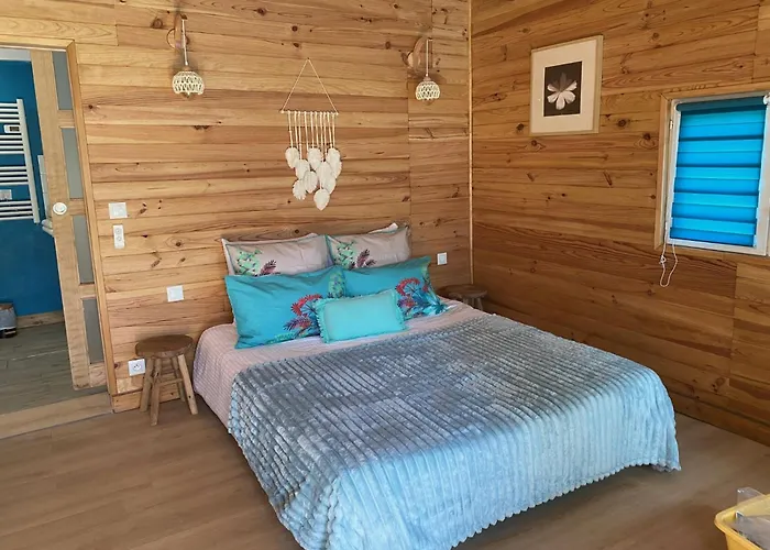 Le Bleu - Bonnement Bien Bed & Breakfast 3*